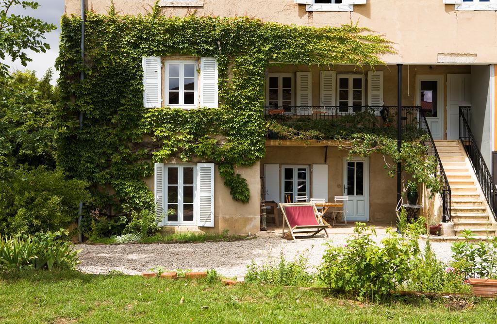 Gite Du Montellier Blacé Room photo